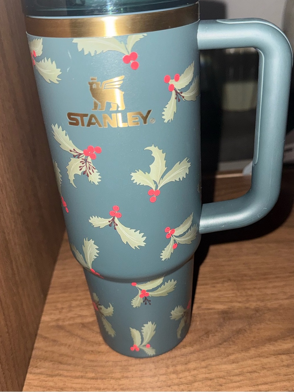 NWOT Stanley Quencher Tumbler H2.0 30 oz. Limited Edition - Picture 4 of 5